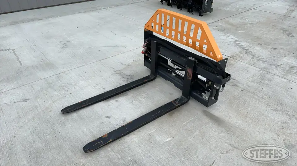 2023 Wolverine PFA-11-3300G Skid Steer Fork