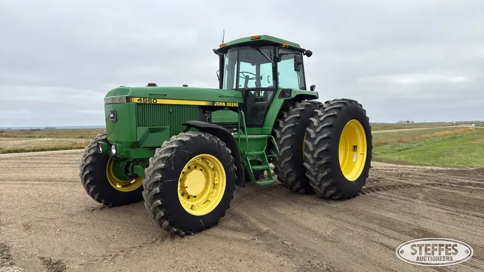 1989 John Deere 4955 MFWD Tractor