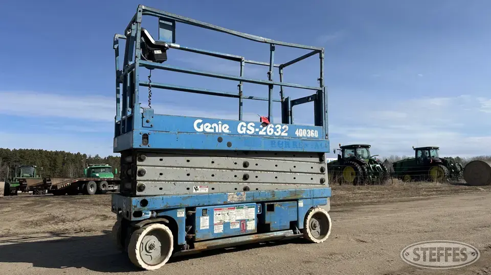 Genie 2632 Scissor Lift