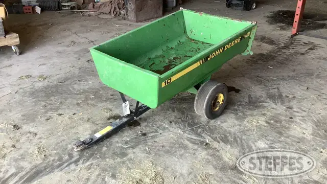 John Deere 10