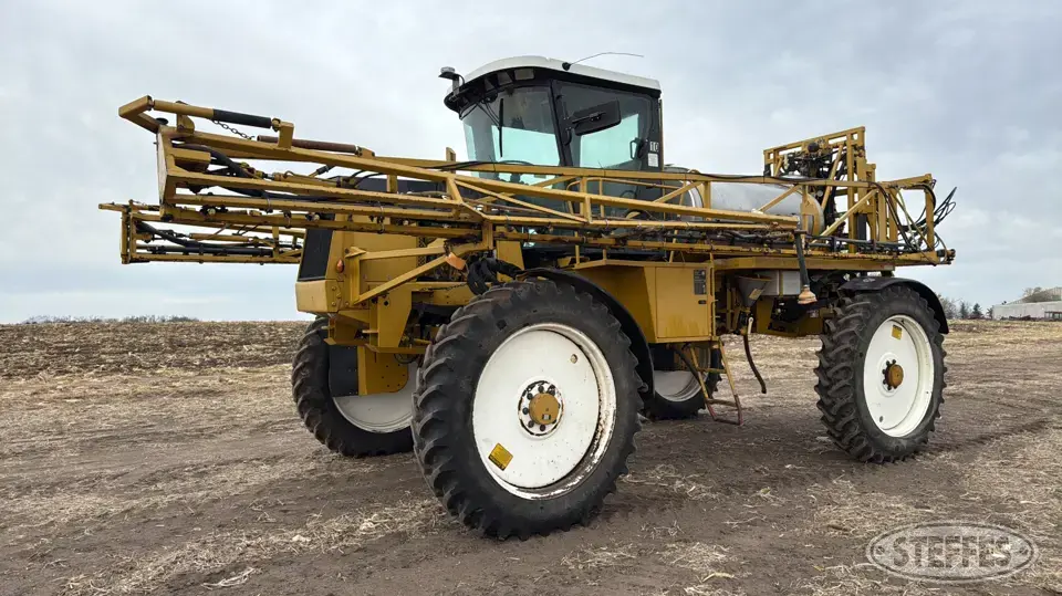 RoGator 854 Self-Propelled Sprayer