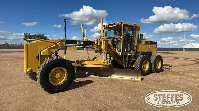 2006 CAT 140H