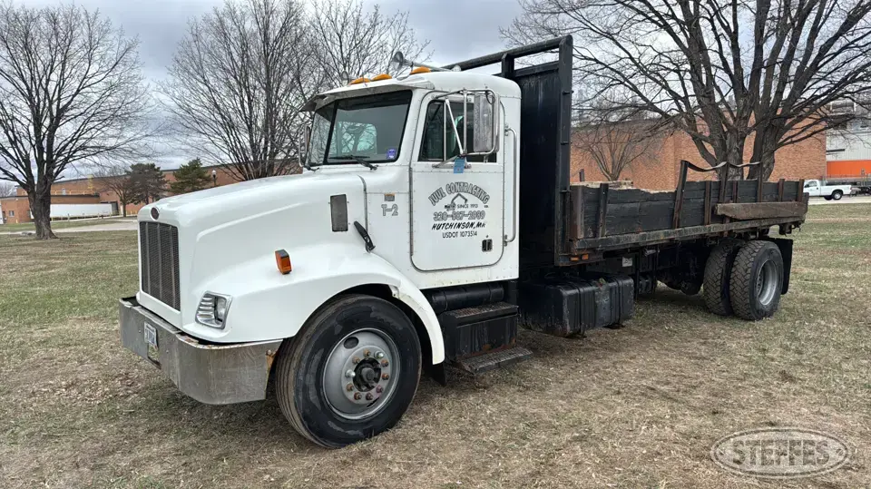 2002 Peterbilt 330 Dump Truck