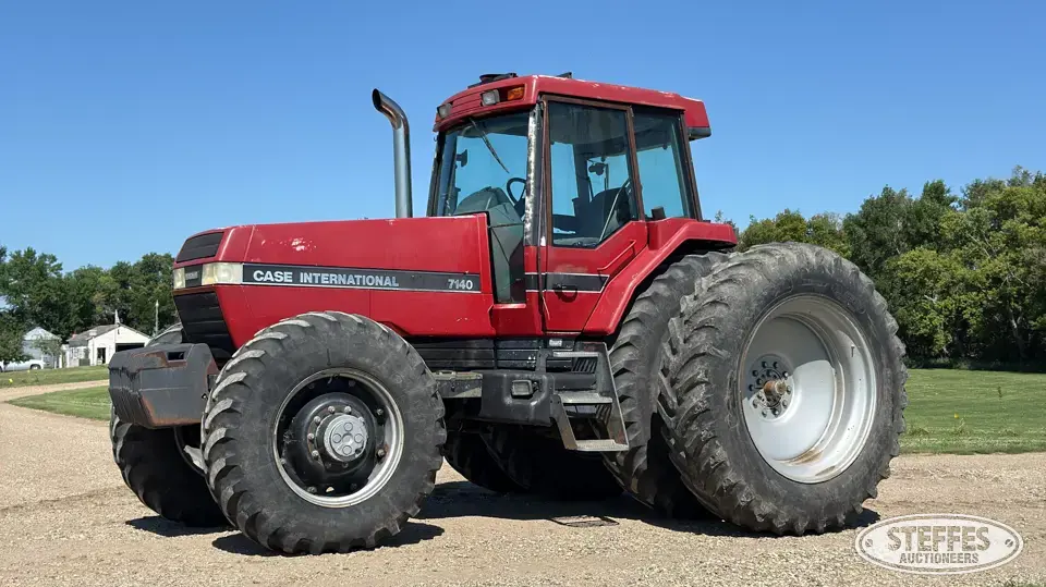 1991 Case IH 7140 MFWD Tractor