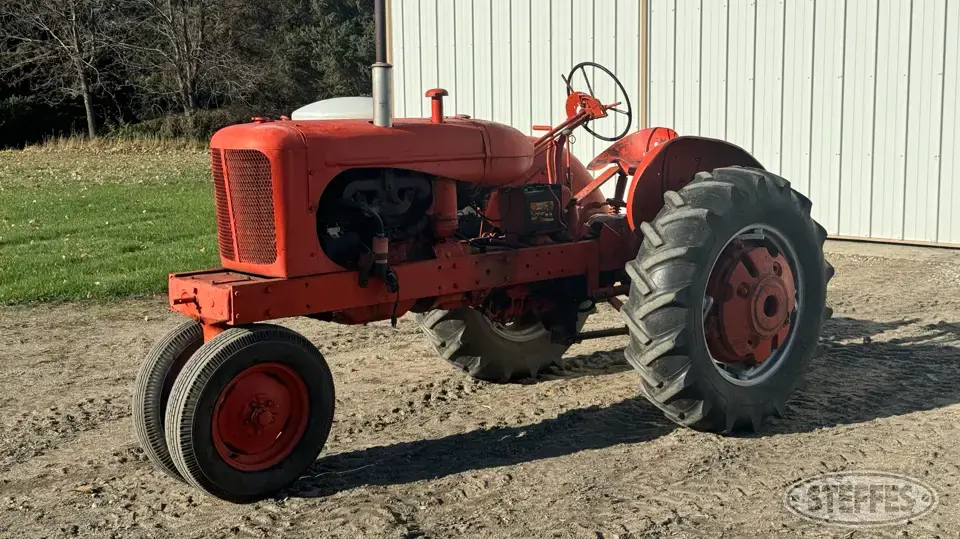 1950 Allis-Chalmers WD Collectible Tractor