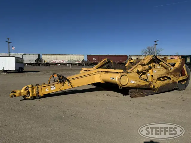 2005 John Deere 1810E