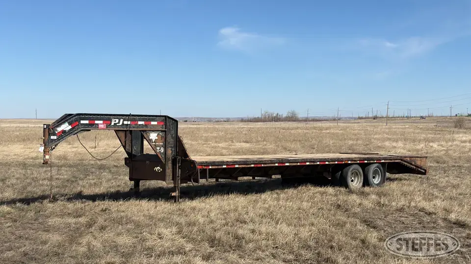 2011 PJ Flatbed Trailer