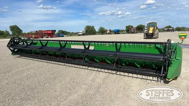 2010 John Deere 630F