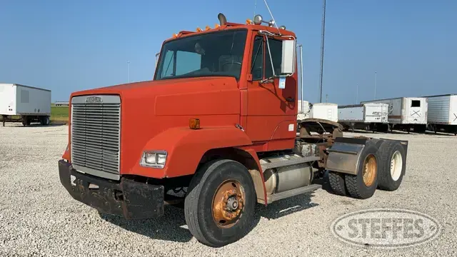1988 Freightliner FLC112
