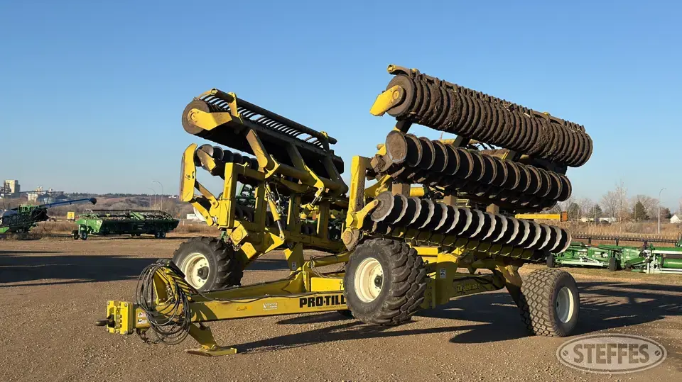 2022 Degelman Pro-Till Vertical Tillage