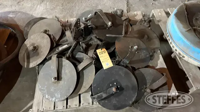 (16) Clymer coulter discs