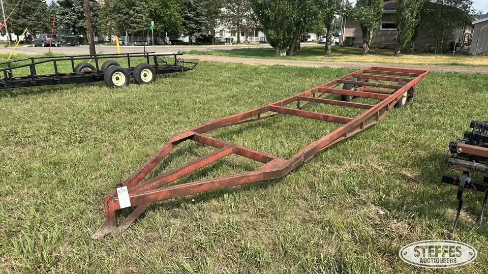 Rolin Mfg. trailer chassis Bale Transportation