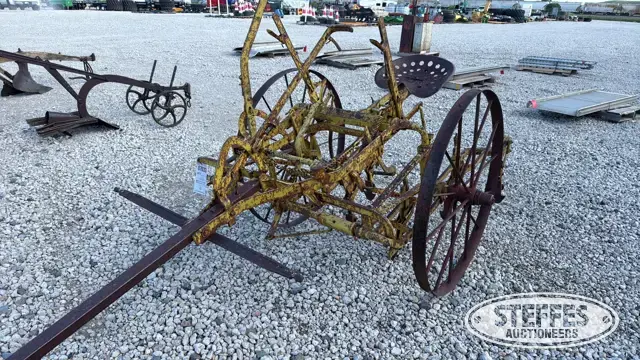 Horse drawn row crop cultivator