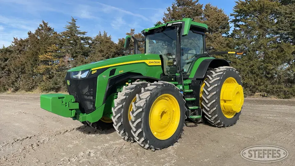 2023 John Deere 8R 370 MFWD Tractor