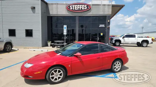 2002 Saturn S-Series SC Coupe