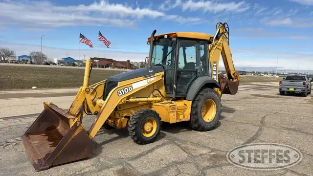 2001 Deere 310G