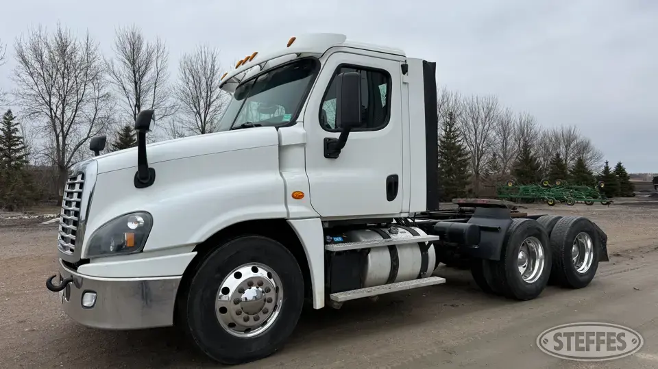 2016 Freightliner Cascadia 125 Conventional Truck without Sleeper