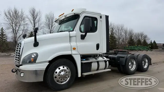 2016 Freightliner Cascadia 125
