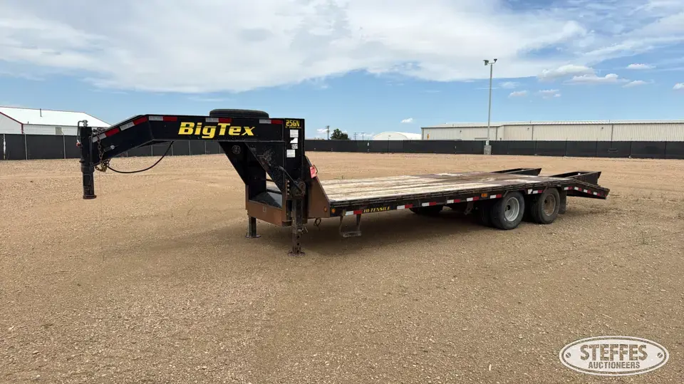 2013 Big Tex 25GN-20BK+5 Flatbed Trailer