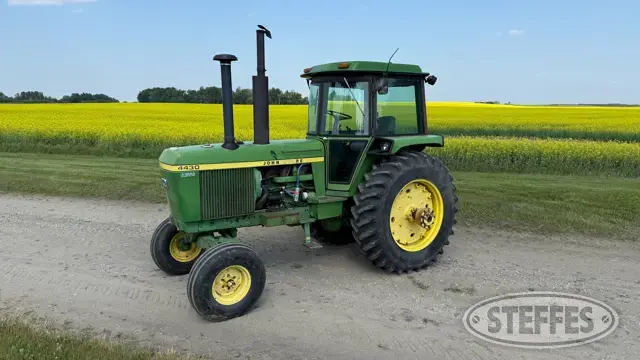1976 John Deere 4430