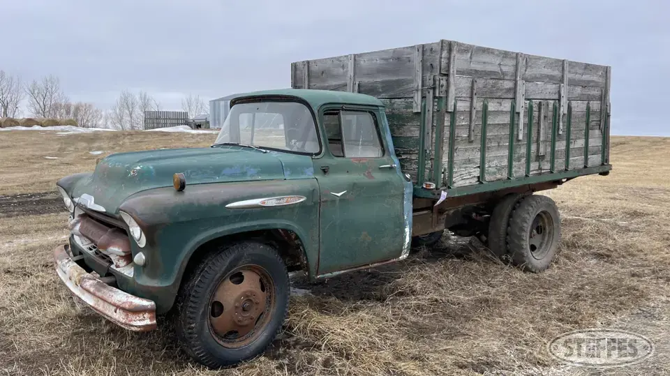 1957 Chevrolet 4400 Single Axle Boxed Truck