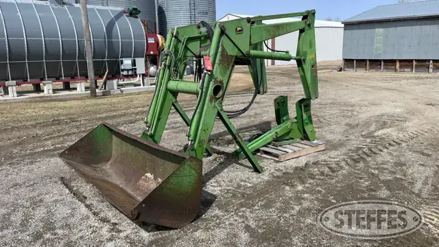 John Deere 260