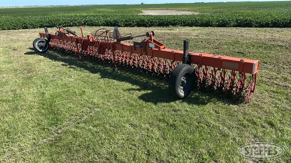 Yetter 3530 Rotary Hoe