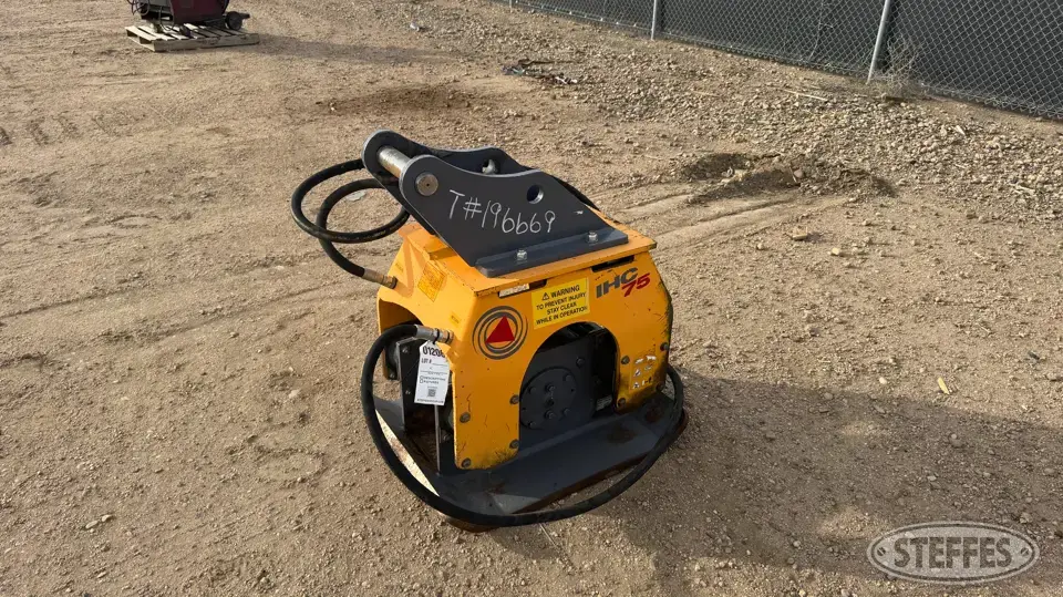 Indeco IHC-75 Loader Backhoe Attachment