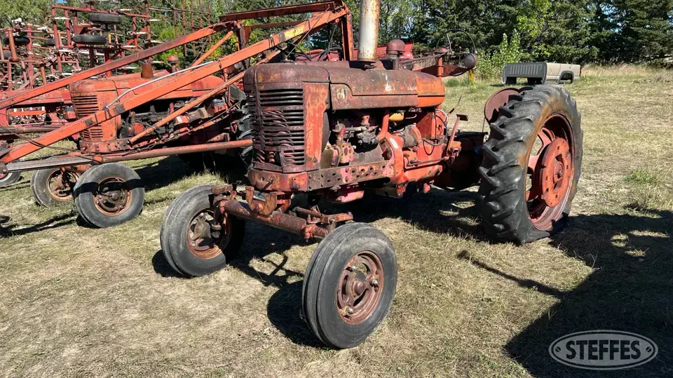 1951 Farmall M 2WD Tractor