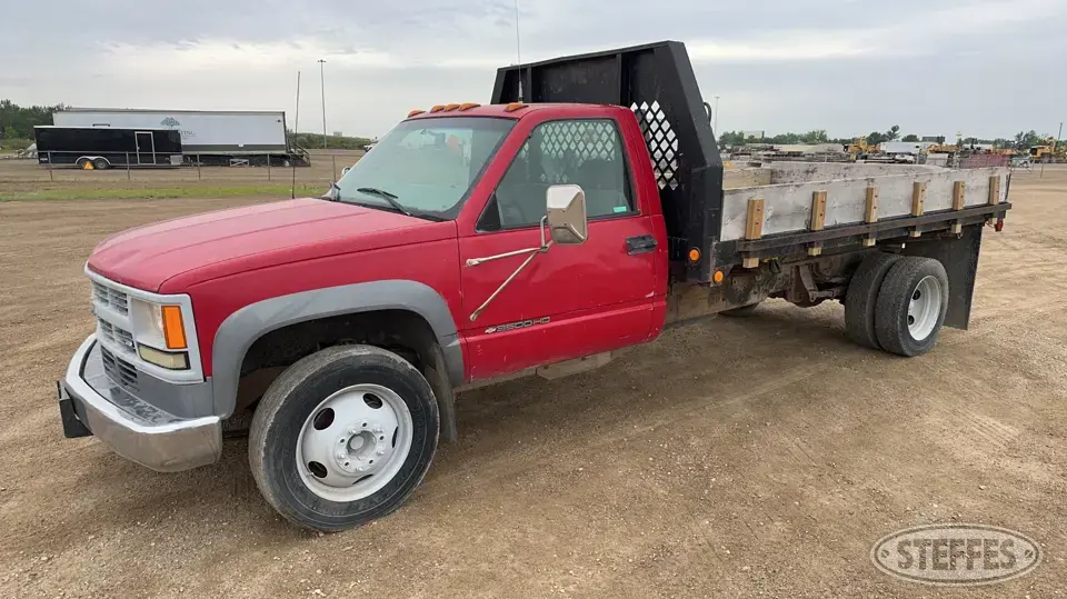 2002 Chevrolet C3500HD 1 Ton Pickup