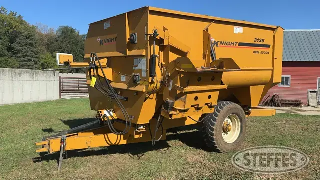 Kuhn Knight 3136 Reel Auggie