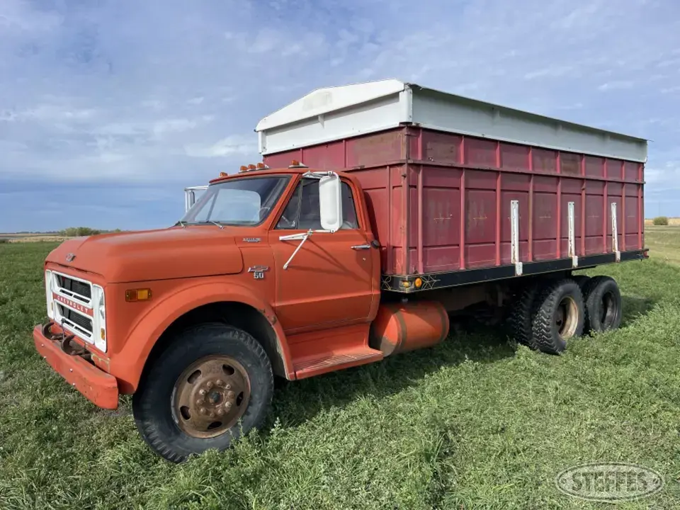 1968 Chevrolet C50 Tandem Boxed Truck