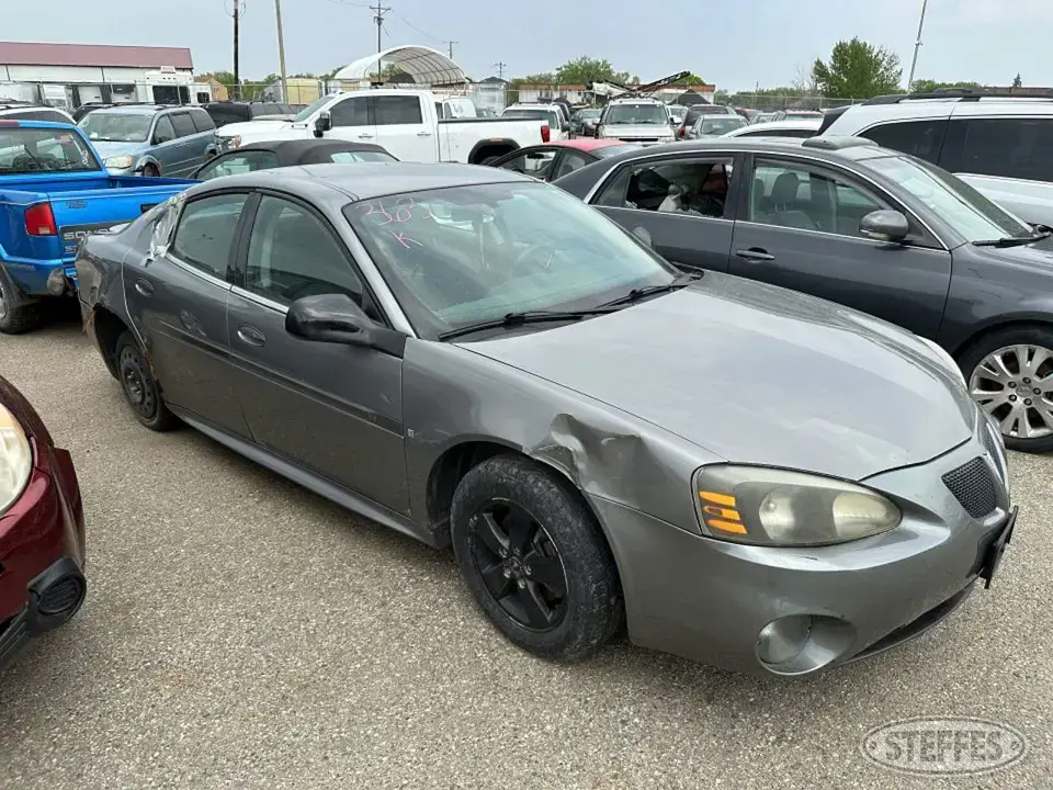 2007 Pontiac Grand Prix Car