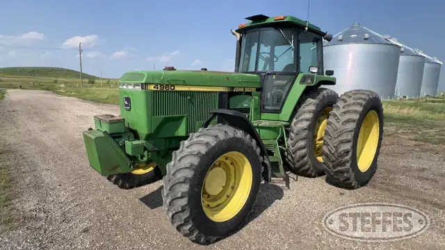 1993 John Deere 4960