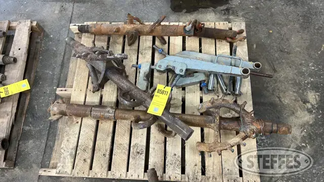 Directional drill reamers