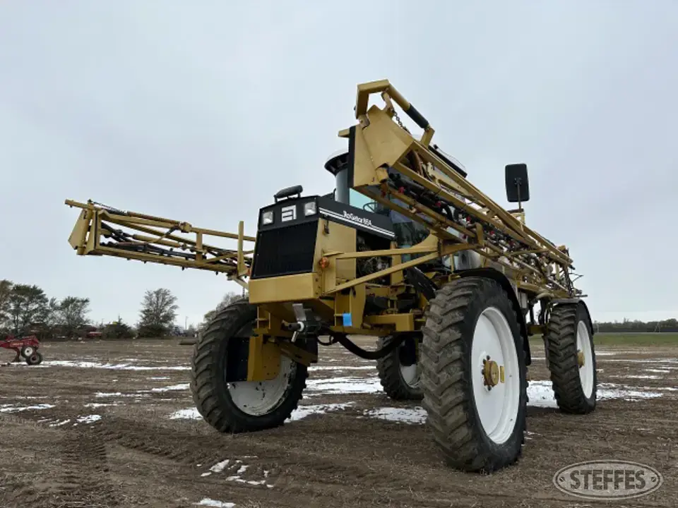 1999 Rogator 854 Self-Propelled Sprayer