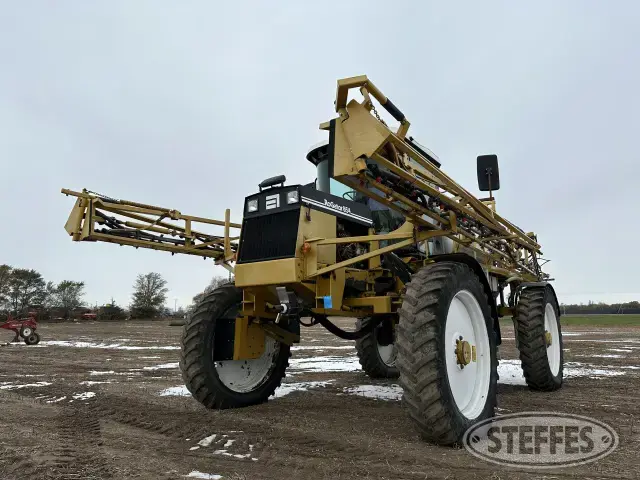 1999 Rogator 854