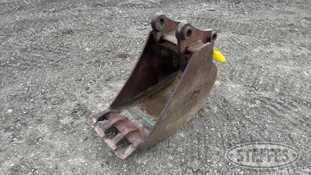 TAG excavator bucket