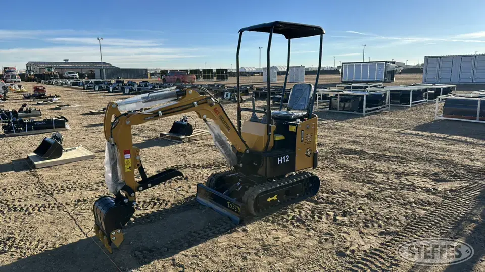 2023 AGT H12 Mini-Excavator
