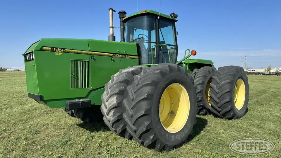 1996 John Deere 8870 4WD Tractor