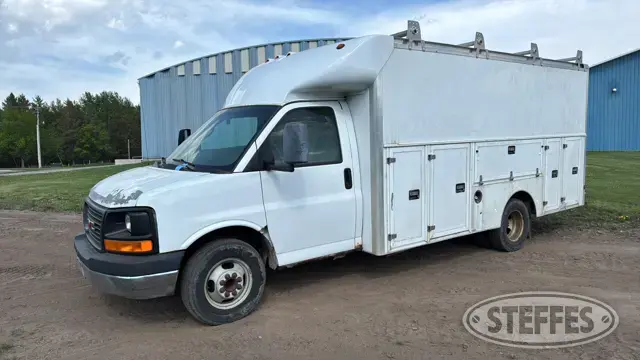 2008 GMC Savana Cutaway