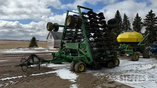 2002 John Deere 1860