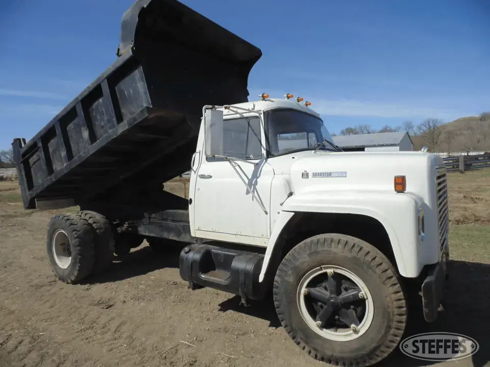1978 International 1800 Loadstar Single Axle Boxed Truck