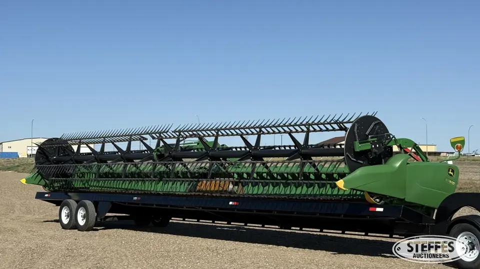 2017 John Deere 640FD Draper Head