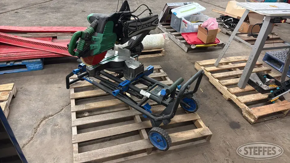 Hitachi sliding compound miter saw Power Tool