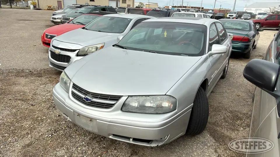 2004 Chevrolet Impala Car