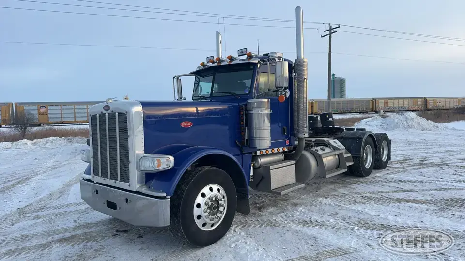 2014 Peterbilt 389 Conventional Truck without Sleeper