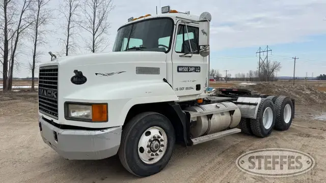 1998 Mack CH600