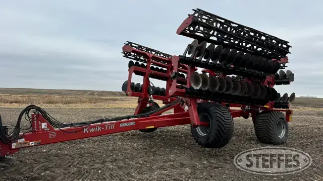 2019 Kwik-Till HSD3500
