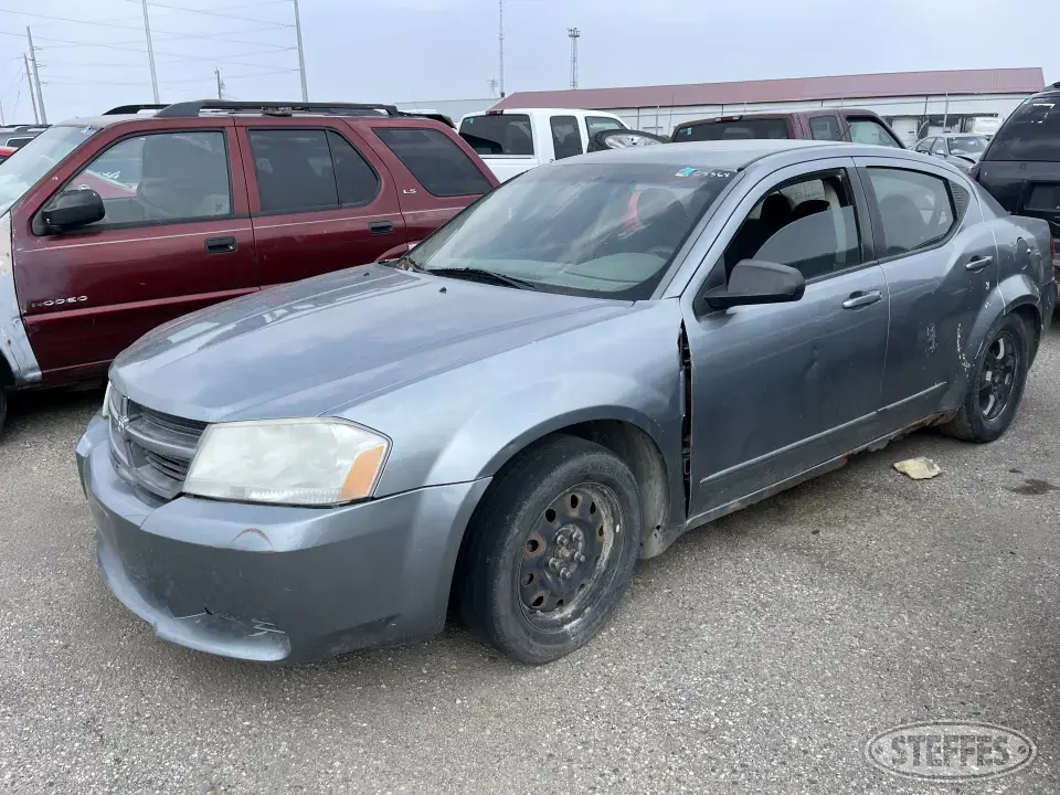 2008 Dodge Avenger SE Car